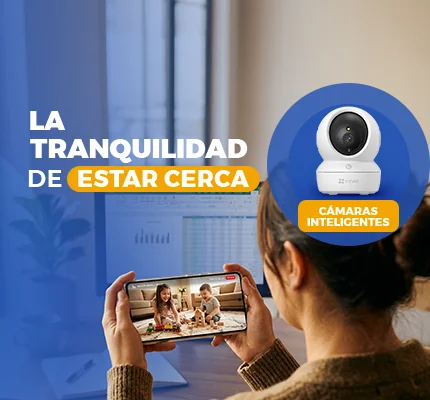 Cámara con vista de su casa en celular